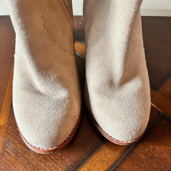 JOIE Dalton Suede Leather Stacked-Heel Bootie Cement 39 (9) Ankle Neutral Nude - Picture 10 of 15